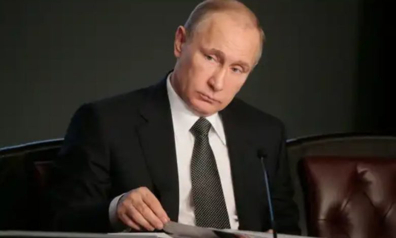 Путин-хитро-улыбнулся,-наблюдая-за-вывозом-сотен-тонн-золота-из-банков-США
