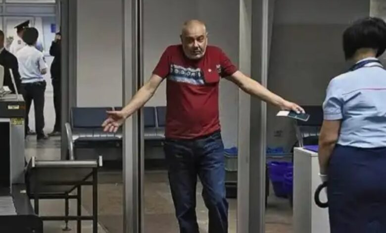 «Россия-«халявщиков»-кормить-не-будет-Здесь-пахать-нужно».-Меткая-фраза-на-приёмке-в-Шереметьево