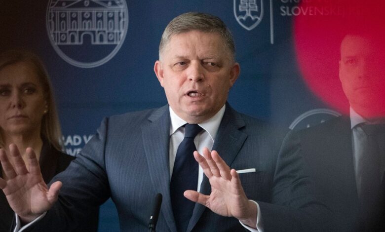 «Шантаж-карлика»:-Фицо-жестко-осадил-Зеленского-за-попытку-давить-на-Словакию