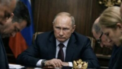 Приказ-Путина-просто-саботируют.-Кабинеты-чиновников-наводняют-ложные-герои